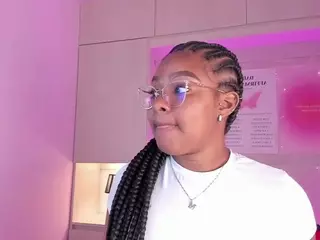 TamaraZaki's Live Sex Cam Show
