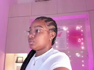 TamaraZaki's Live Sex Cam Show