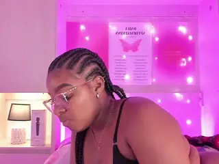 TamaraZaki's Live Sex Cam Show