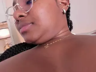 TamaraZaki's Live Sex Cam Show