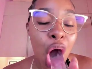 TamaraZaki's Live Sex Cam Show