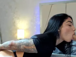 VIcky's Live Sex Cam Show