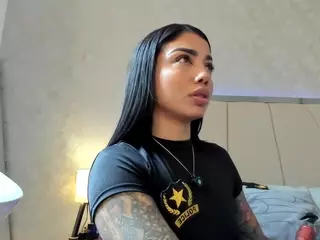 VIcky's Live Sex Cam Show