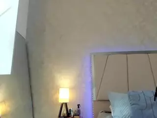 VIcky's Live Sex Cam Show