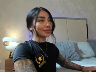 VIcky's Live Sex Cam Show