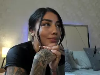 VIcky's Live Sex Cam Show