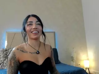 VIcky's Live Sex Cam Show