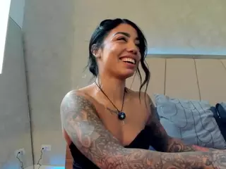 VIcky's Live Sex Cam Show
