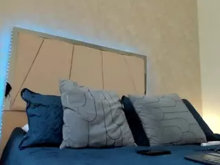 VIcky's Live Sex Cam Show