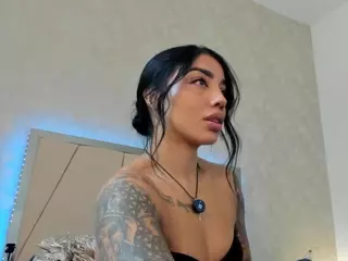 VIcky's Live Sex Cam Show