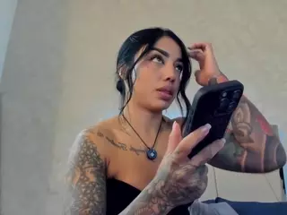 VIcky's Live Sex Cam Show