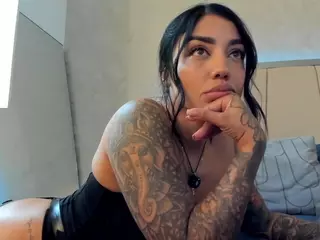 VIcky's Live Sex Cam Show