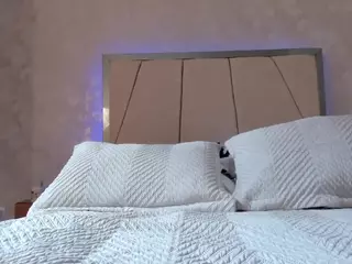 VIcky's Live Sex Cam Show