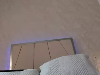 VIcky's Live Sex Cam Show
