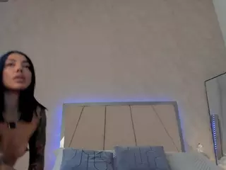 VIcky's Live Sex Cam Show