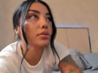 VIcky's Live Sex Cam Show