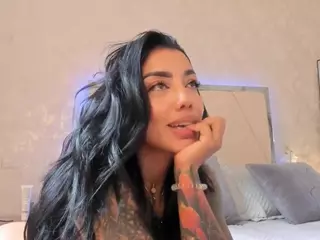 VIcky's Live Sex Cam Show