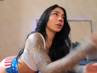 VIcky's Live Sex Cam Show