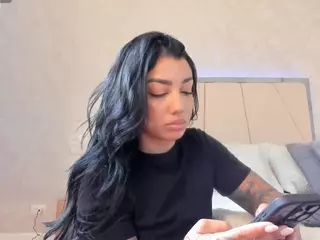 VIcky's Live Sex Cam Show