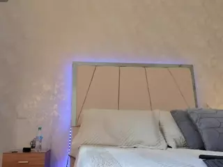 VIcky's Live Sex Cam Show