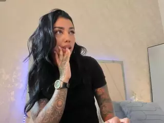 VIcky's Live Sex Cam Show