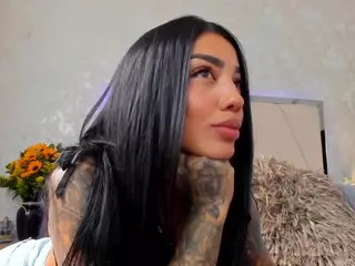 VIcky's Live Sex Cam Show