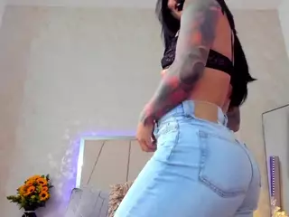 VIcky's Live Sex Cam Show