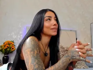 VIcky's Live Sex Cam Show
