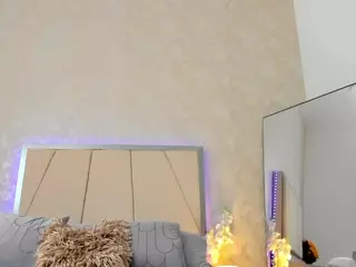 VIcky's Live Sex Cam Show