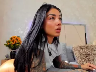 VIcky's Live Sex Cam Show
