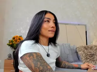 VIcky's Live Sex Cam Show