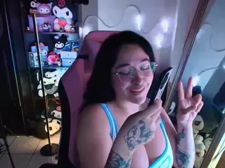 Watermelon's Live Sex Cam Show