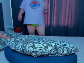 BubbleEmma's Live Sex Cam Show