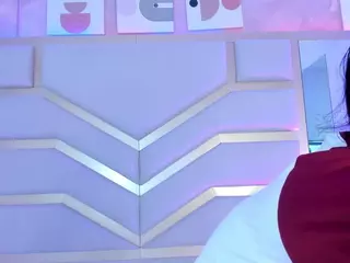 Nicolle's Live Sex Cam Show