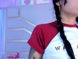 Nicolle's Live Sex Cam Show
