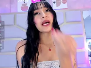 Nicolle's Live Sex Cam Show