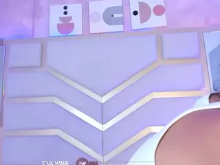 Nicolle's Live Sex Cam Show