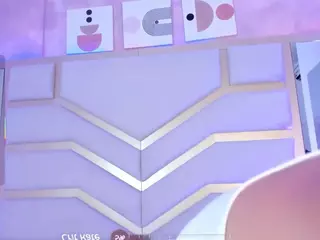 Nicolle's Live Sex Cam Show