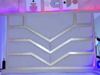Nicolle's Live Sex Cam Show