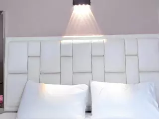 Jessy-Evanss's Live Sex Cam Show