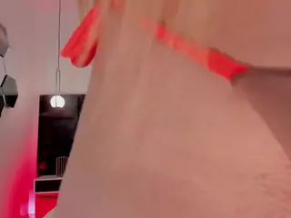 HannaConnorX's Live Sex Cam Show