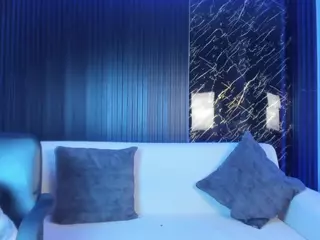 J U L I E T A's Live Sex Cam Show