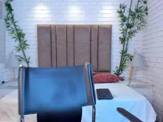 J U L I E T A's Live Sex Cam Show