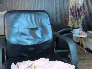 J U L I E T A's Live Sex Cam Show