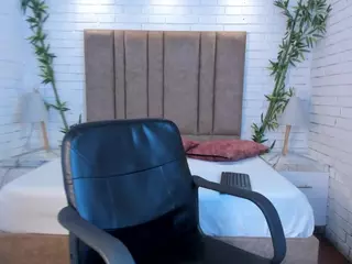 J U L I E T A's Live Sex Cam Show