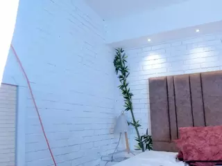 J U L I E T A's Live Sex Cam Show