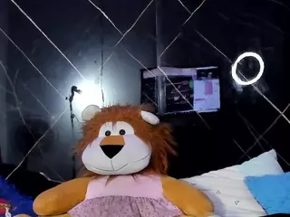 kiimberly-cute's Live Sex Cam Show