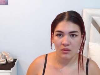 Live cam show with KylieBenson