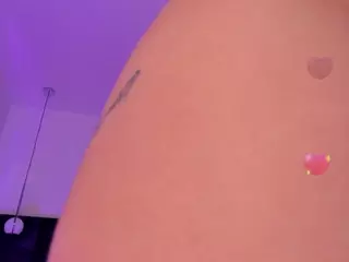 Violett Hansson's Live Sex Cam Show
