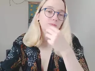 kiratarot's Live Sex Cam Show